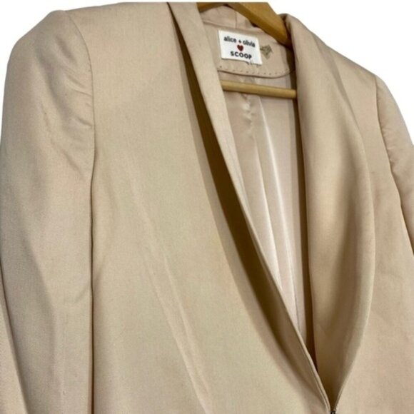 Alice and‎ Olivia Blush Pink Blazer  Women Size XS - Picture 3 of 5